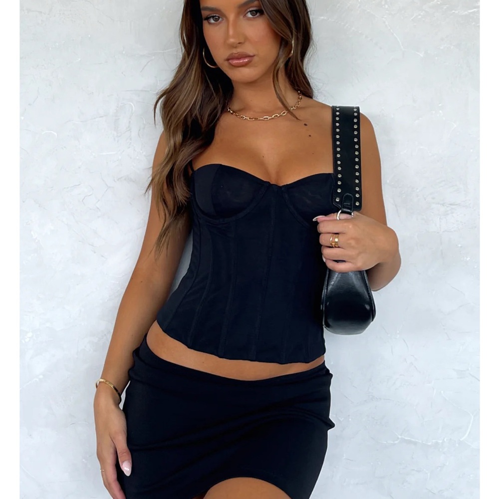 NWT White Fox black mini skirt